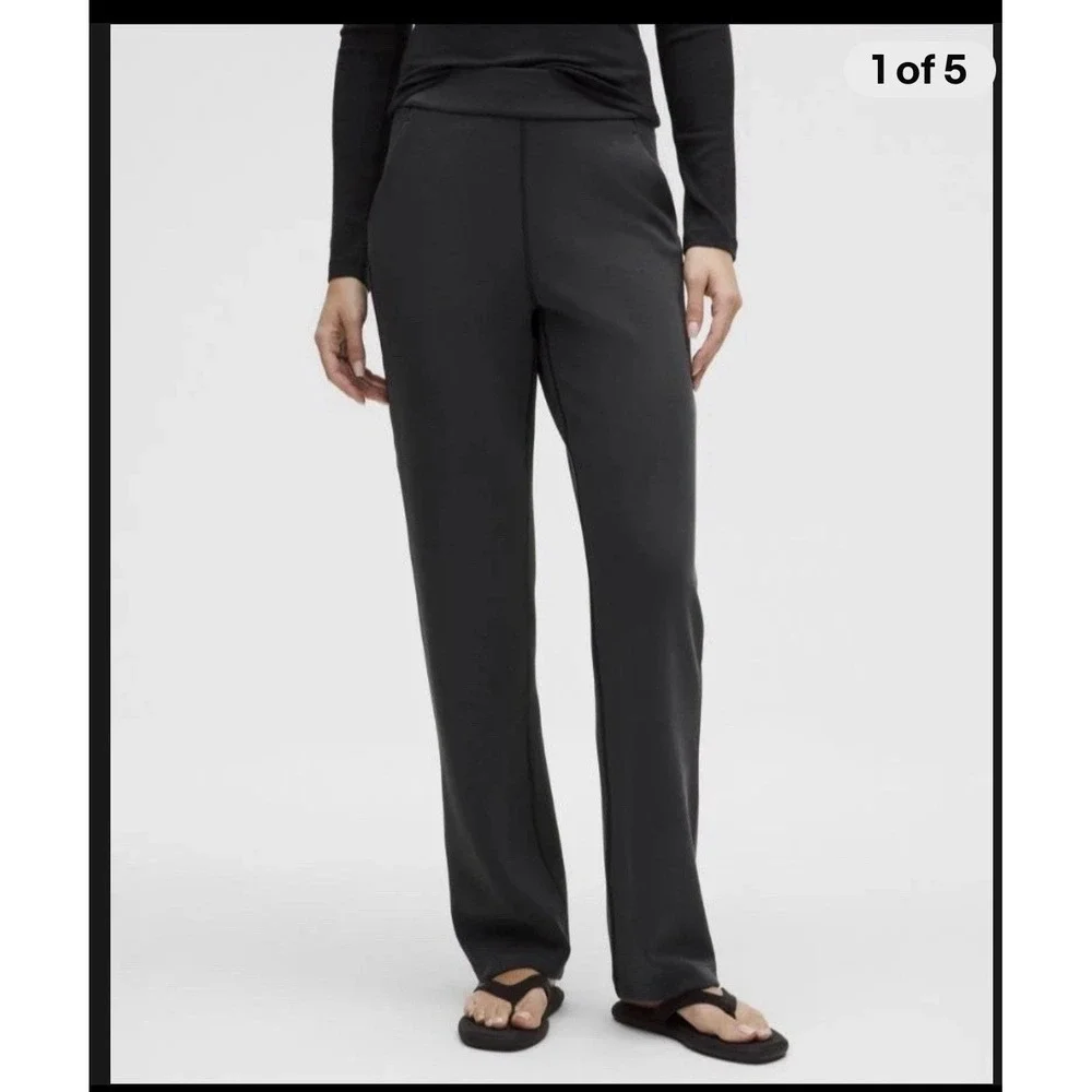 Lululemon Softstreme High Rise Straight Leg Pant Athleisure Black Size 8 EUC